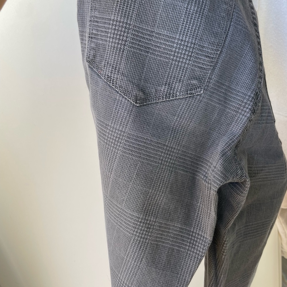 Frame - Ali High Rise Cigarette - Grey Plaid - Size 26 - Picture 4 of 4